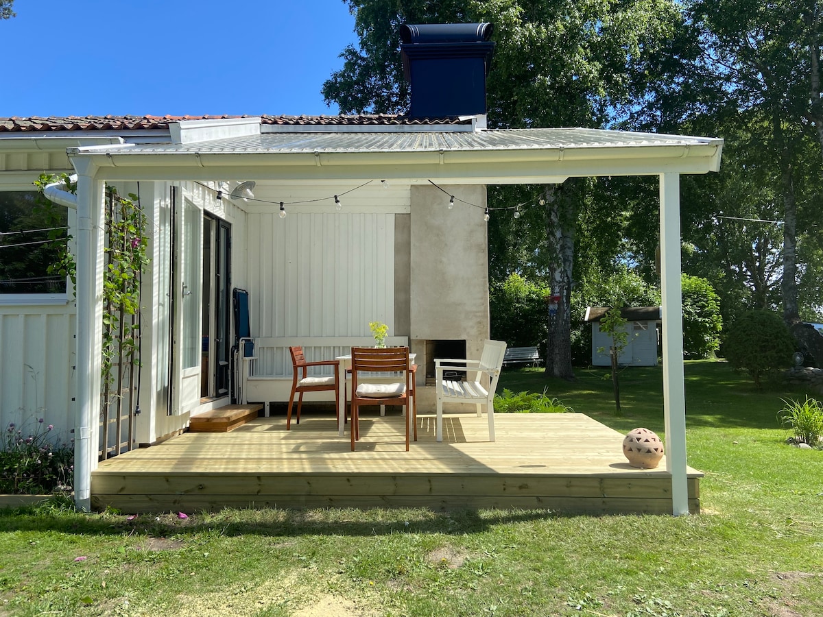 Cottage close to the sea