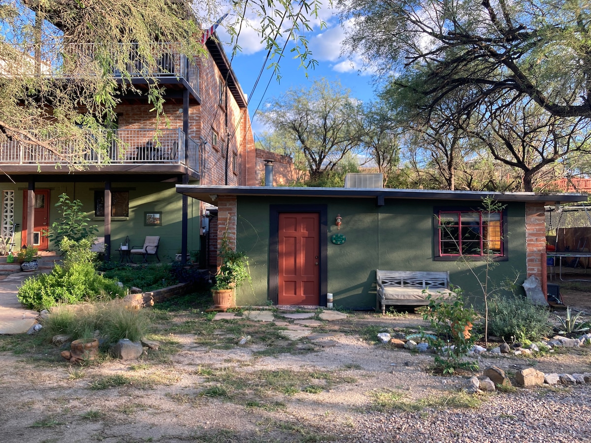 Mesquite Cottage