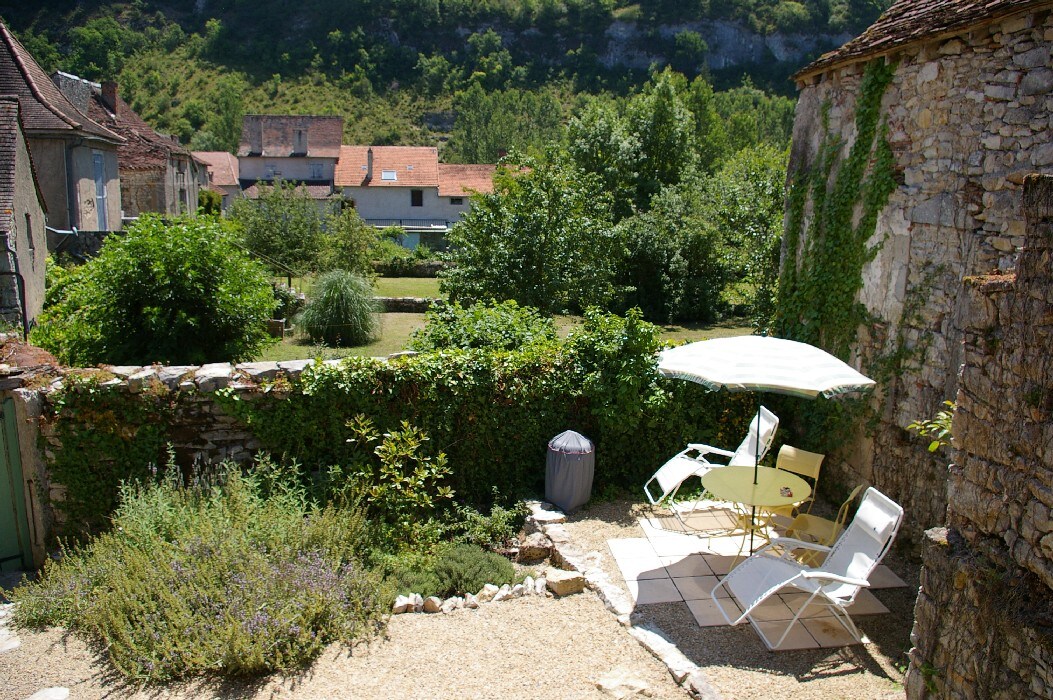 Quercy Stone Gite with Private Garden