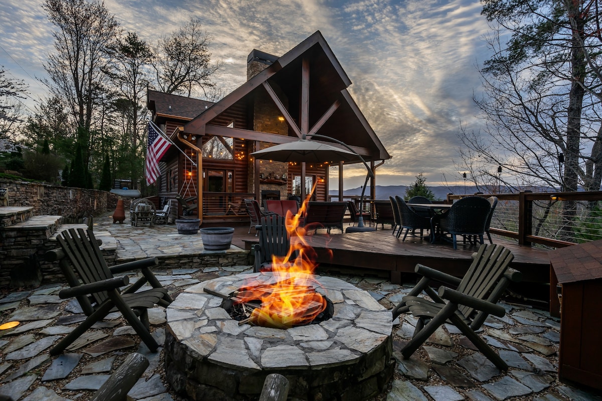 Breathtaking Mnt Views and Sunset, Sleeps 8!