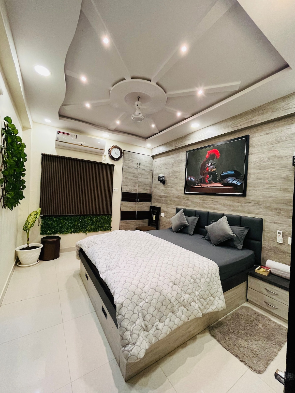 Pearl Luxury Suite Condo (3BHK + Leisure Room)