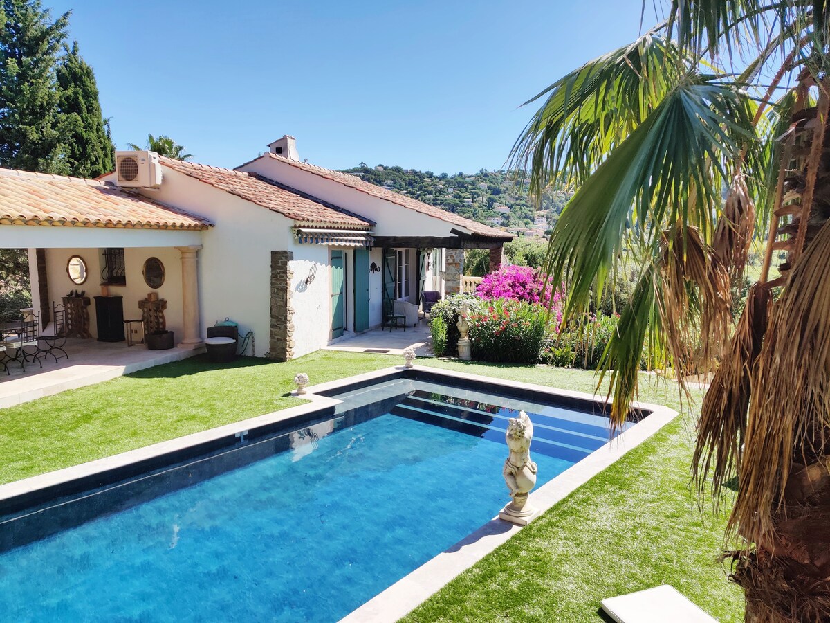 Appartement dans villa provençale avec piscine