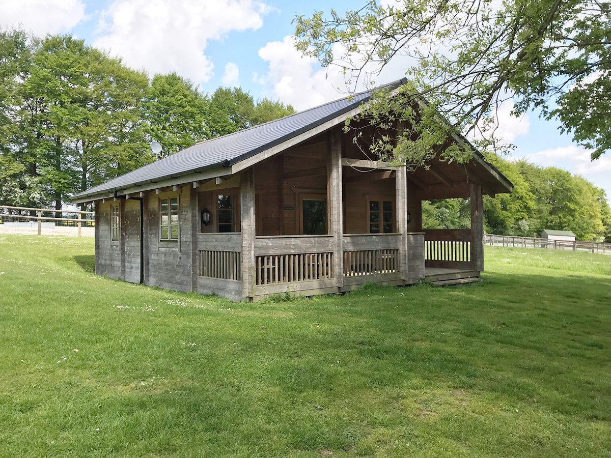 Moona小屋： nr Longleat、Stonehenge、Salisbury