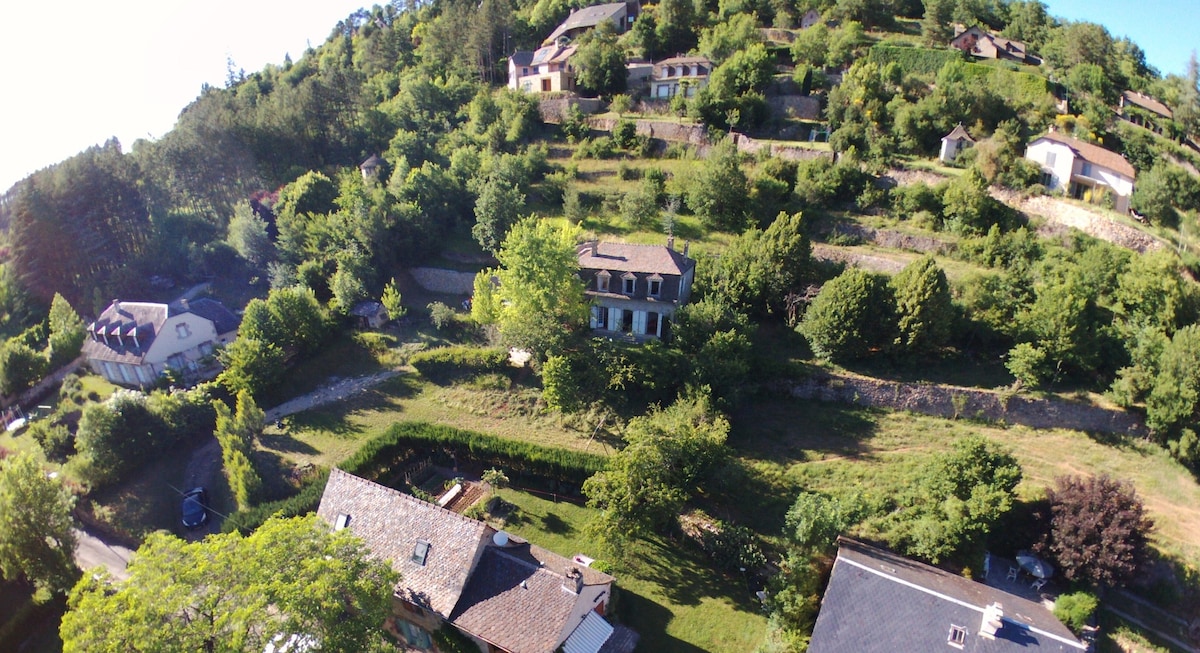 Maison de famille à la Canourgue en Lozère