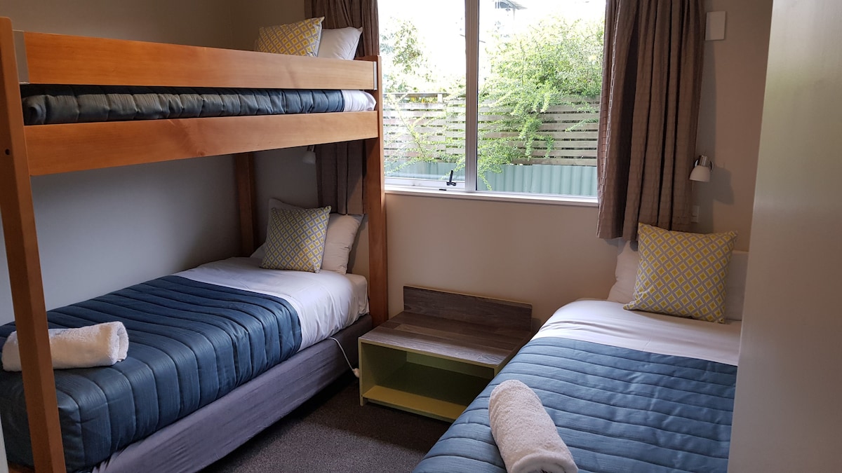 Timaru Top 10 Holiday Park - Motel