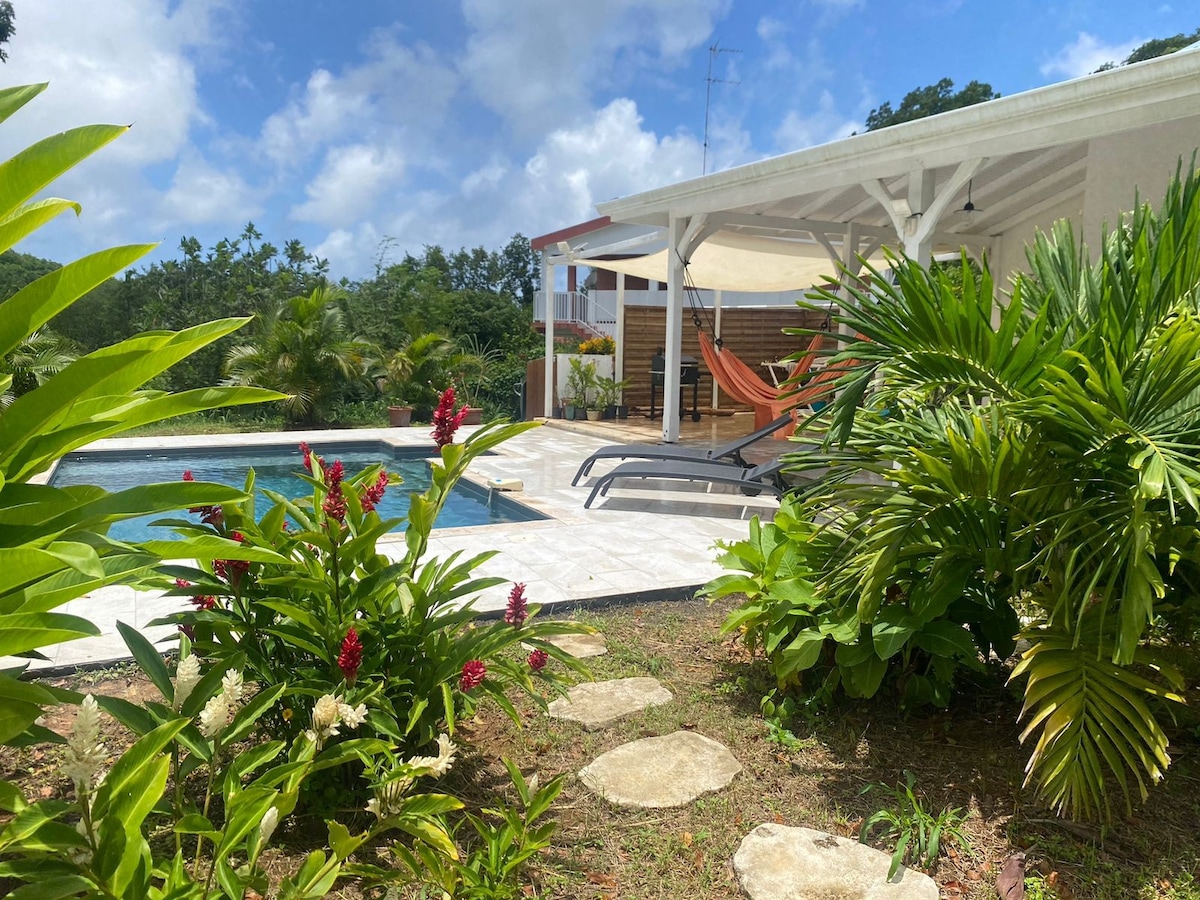 Villa T4 piscine spa sud de la Martinique