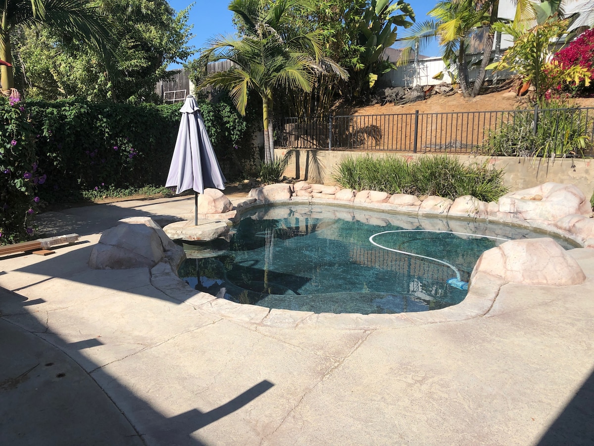 San Diego Retreat/Cal King x 2/泳池、停车场！