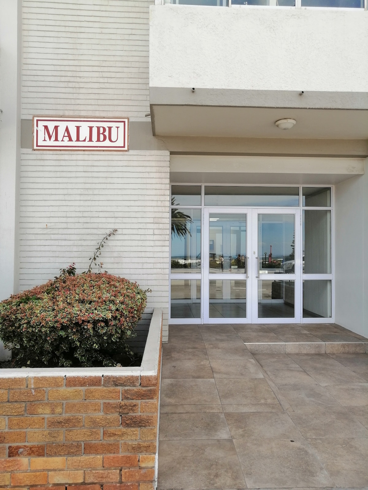Malibu Beachfront Apartment
