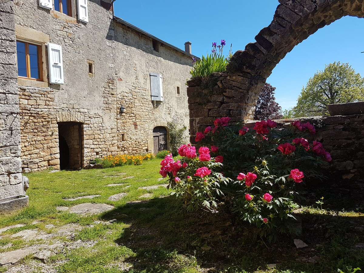 Gite La之旅| Le Manoir d 'Ajas -有机农场