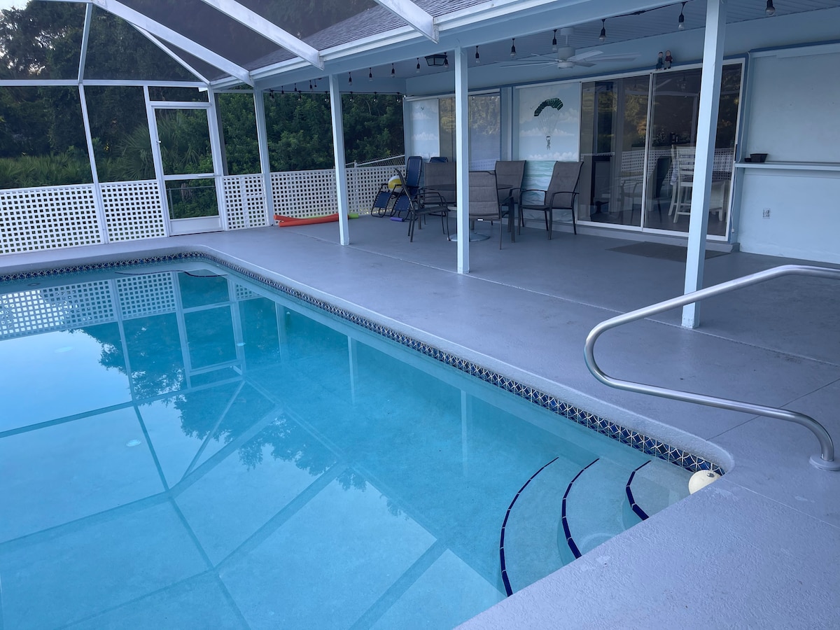 HEaTED PRIVaTE POOL ！ DoN 't MiSS OuT!
