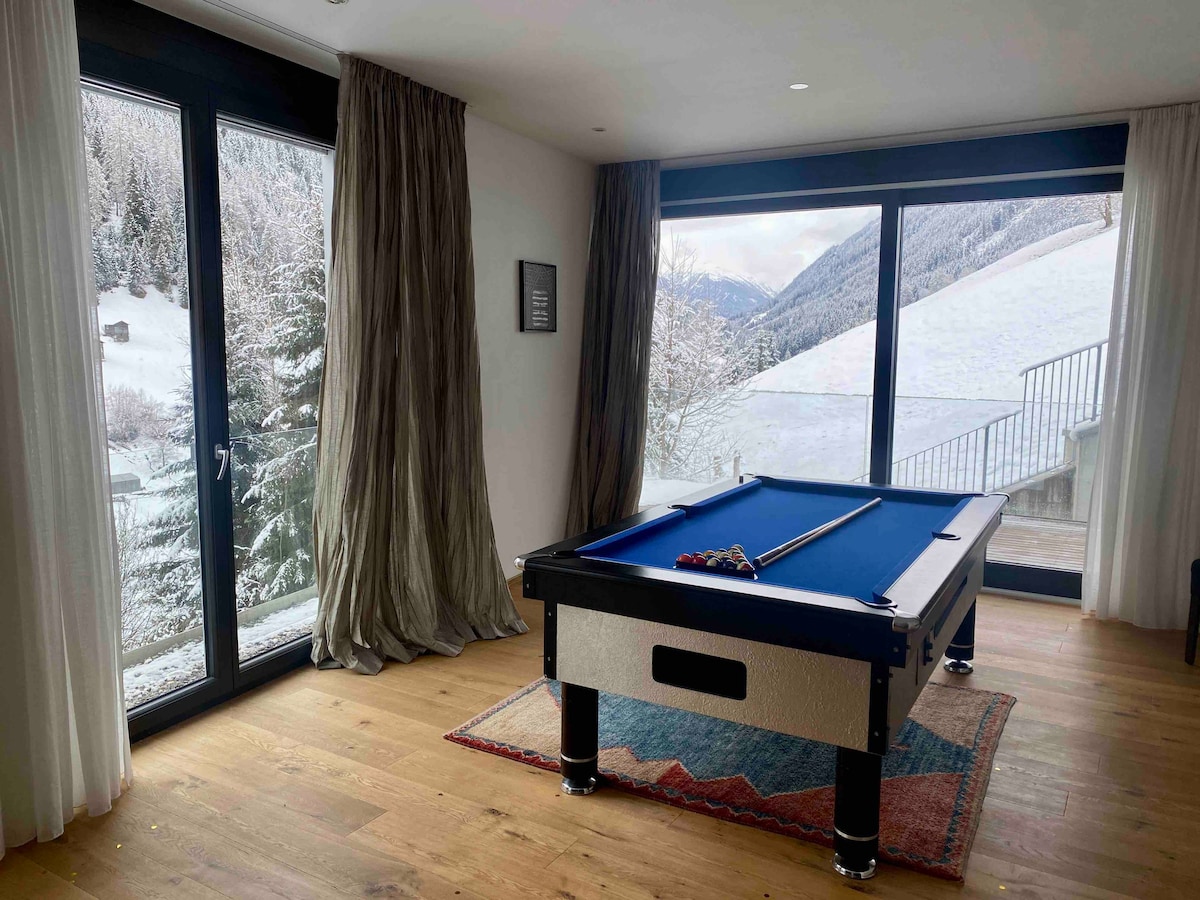 Luxury Apartment with SPA+Pool close Ischgl