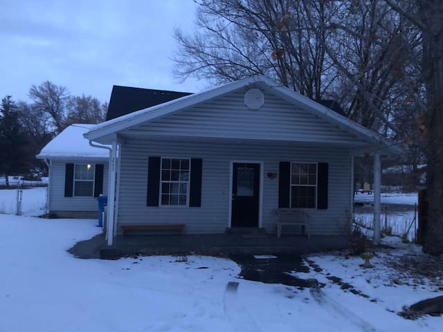 cute house with lots of privacy