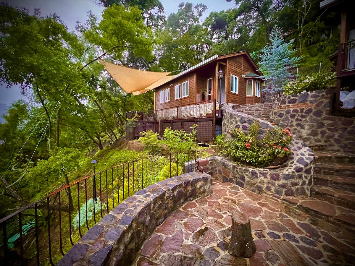 安提瓜山脉的家庭小木屋！