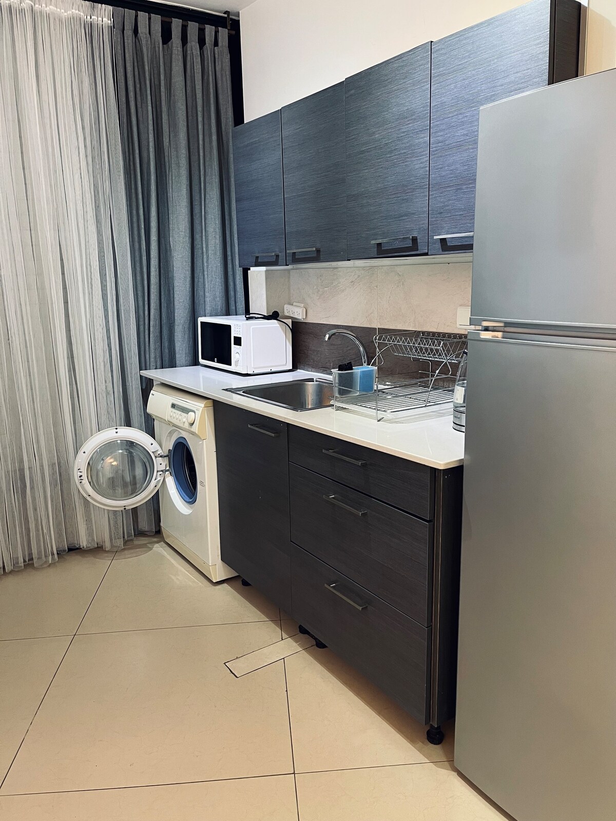 Two Rooms Unit in BAT YAM • 5 mins from the beach