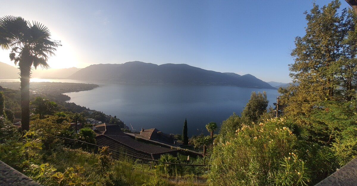 Panoramablick Lake Maggiore - Ronco sopra Ascona