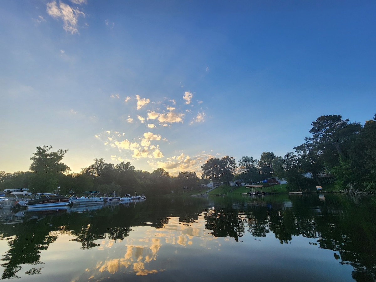 Couples lake house retreat.