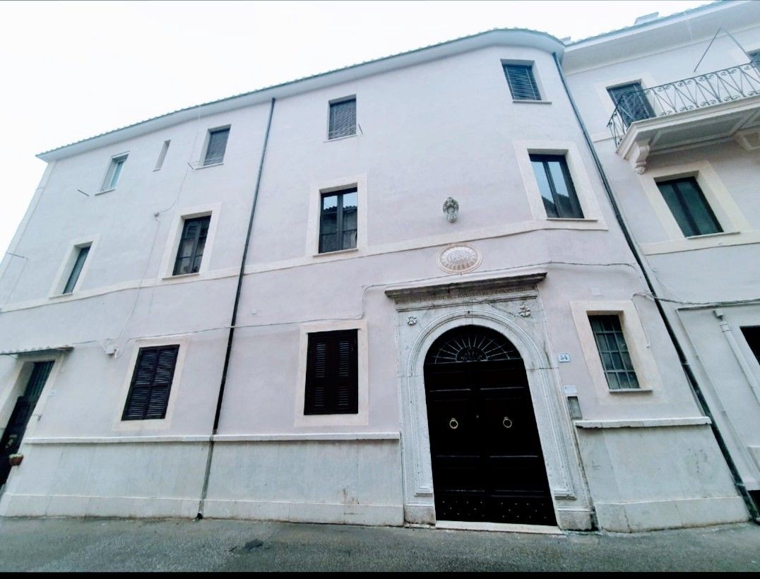 Historic Residence in Palazzo del 1600