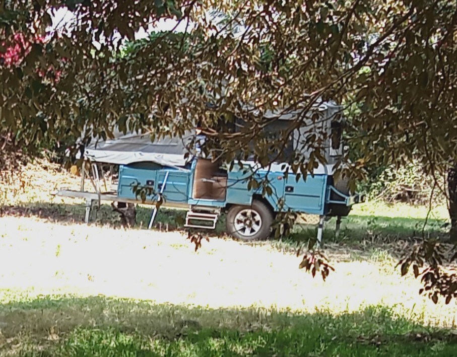 Camper Trailer in Manera Farm Compound B