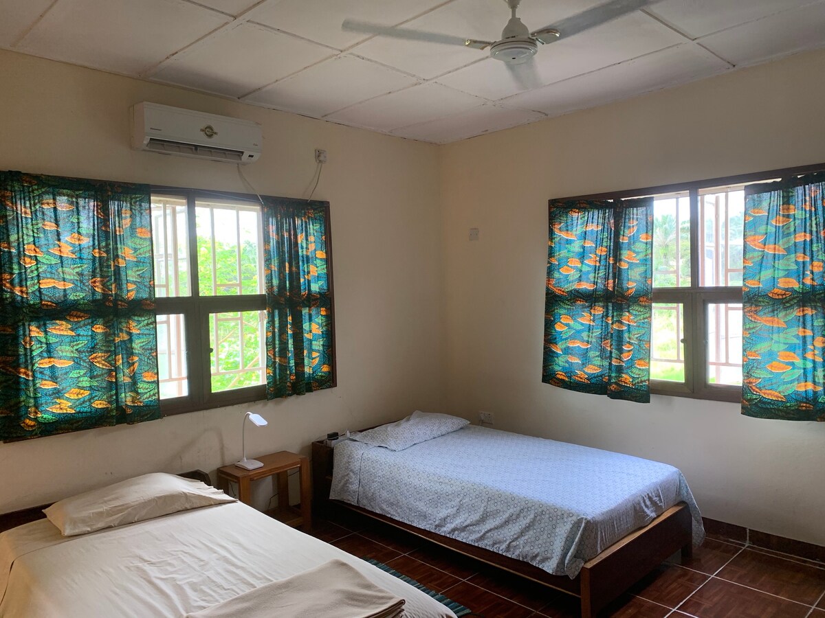 Spacious Retreat Centre--Room 2