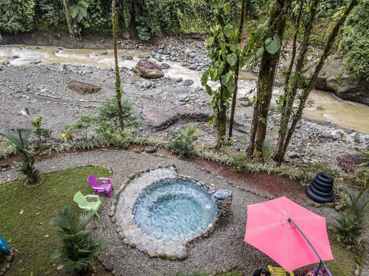 Riverfront Yurt w/Pool, Waterfalls and Hiking