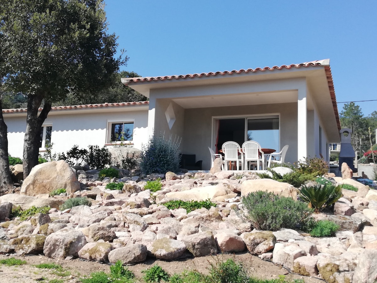 Mini villa 4 pers à 2 mn des piscines naturelles