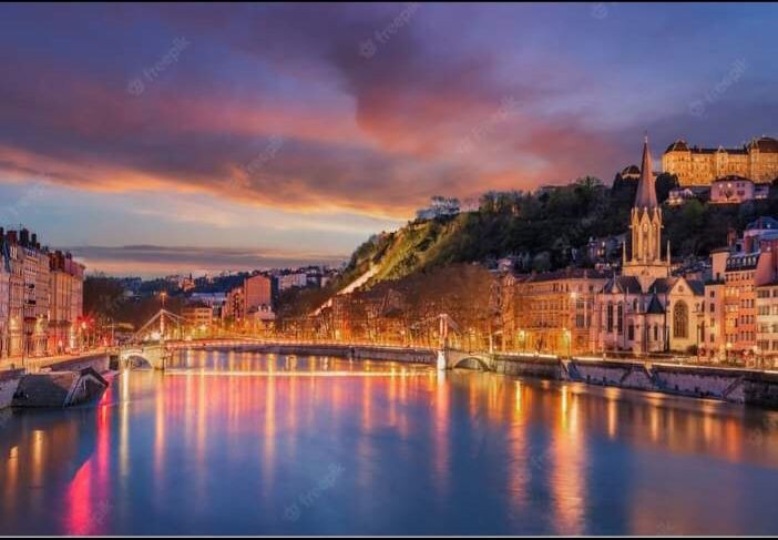 Balades sur la Saone. Couchés de soleil. Apéritif