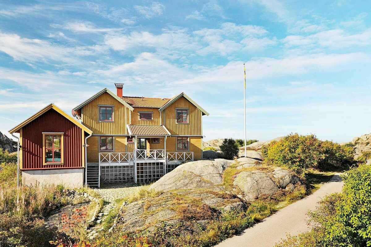 位于skärhamn的12人度假屋