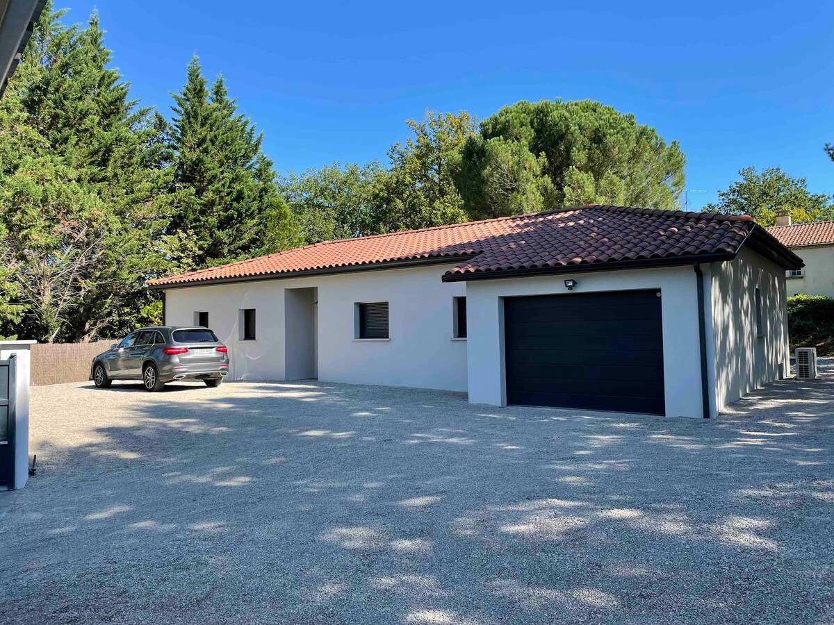 ☀️ Exceptionnelle Villa avec Piscine à Cahors ☀️🌊