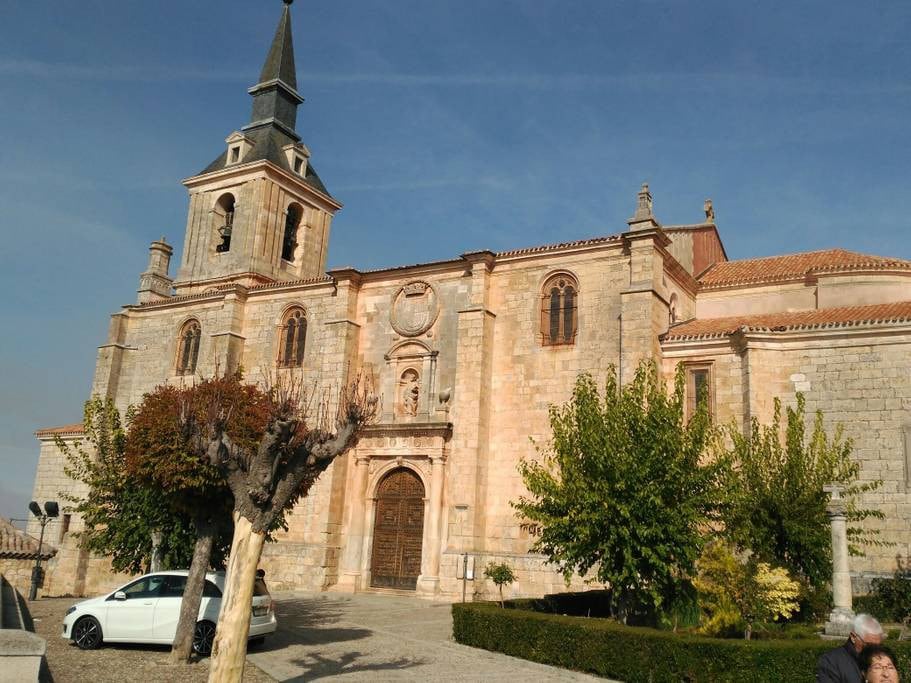 Lerma. Pueblo más bonito de España. VUT-104