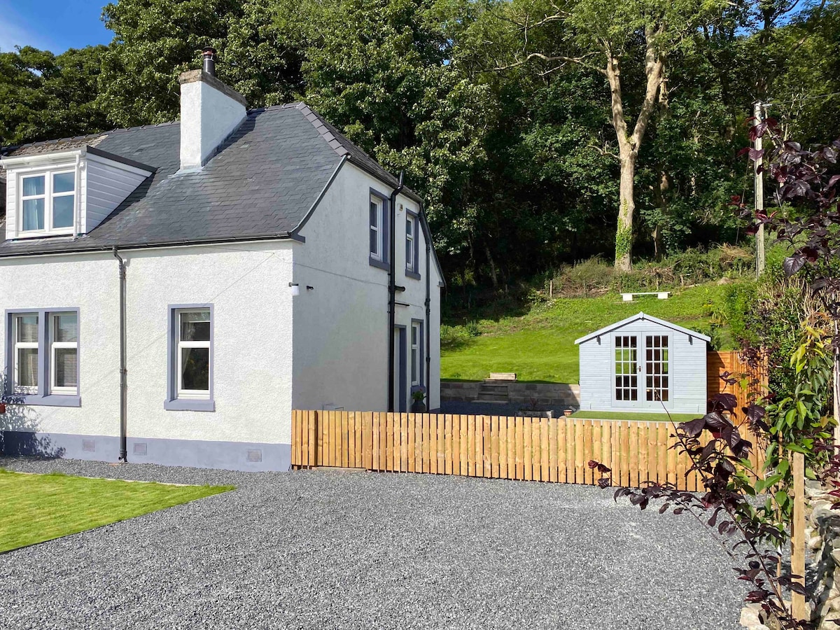 2 Calgow Cottages - Gateway to the Galloway Hills