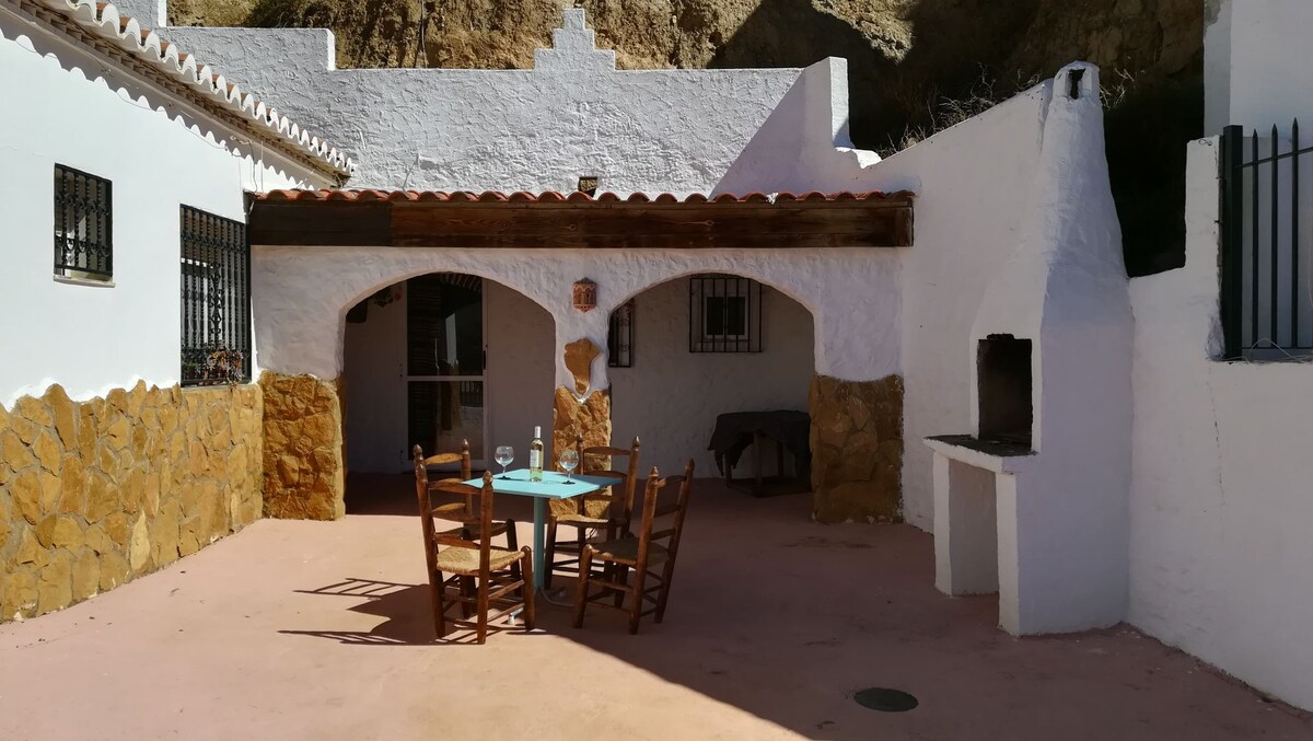 Casa  Cueva  El Algarrobo un lugar mágico