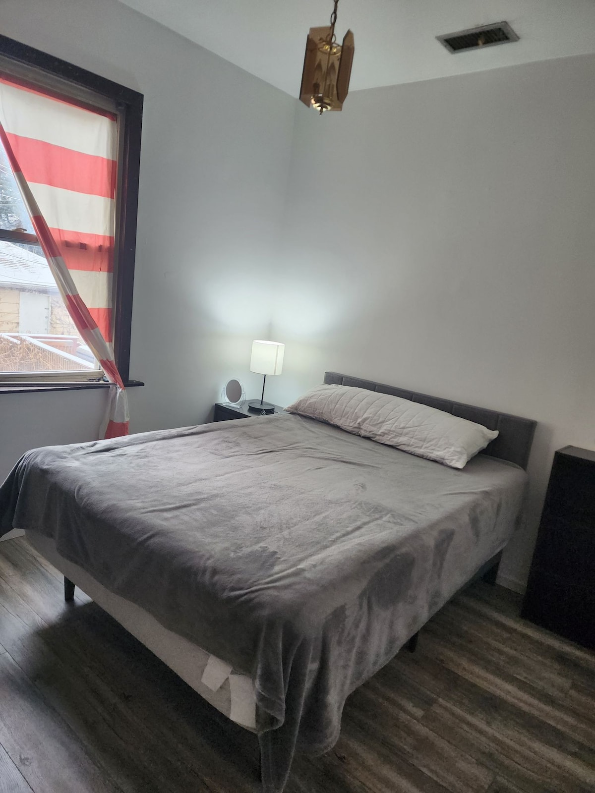 a room available in Chinatown!