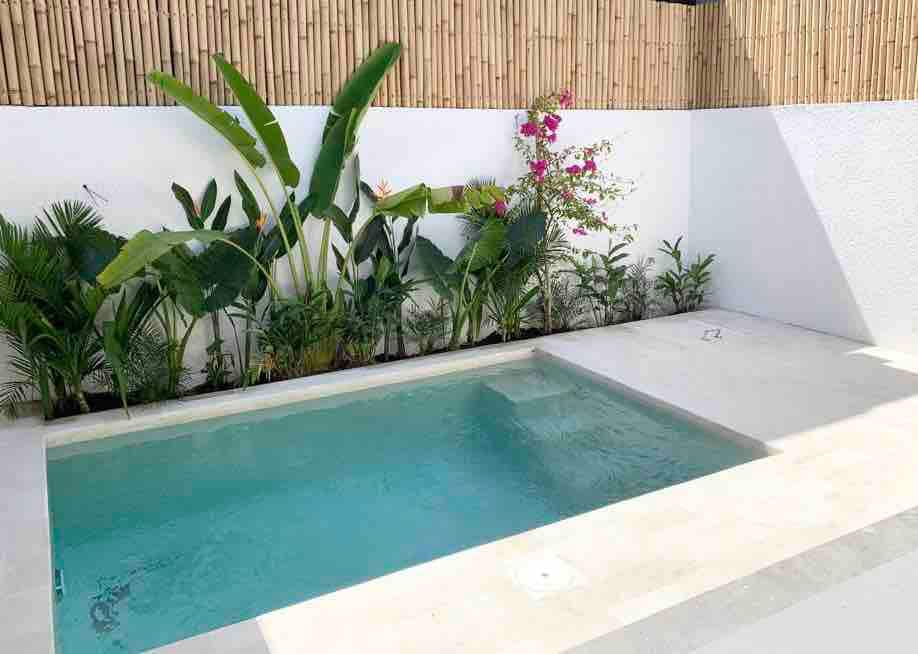 Central Chic 2BR Villa walk to Berawa Finns Beach