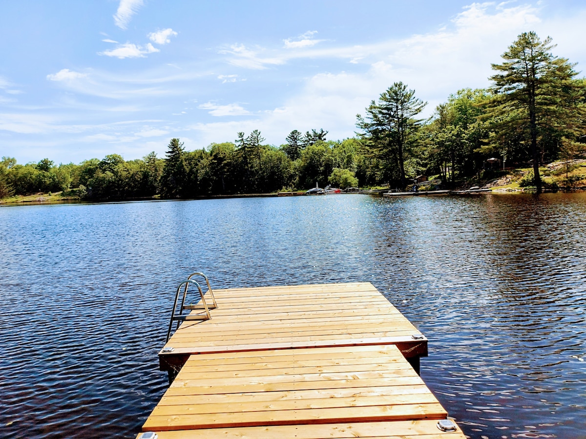 宁静湖畔迷人的3卧室乡村小屋 🐦🛶🎣🏊‍♀️