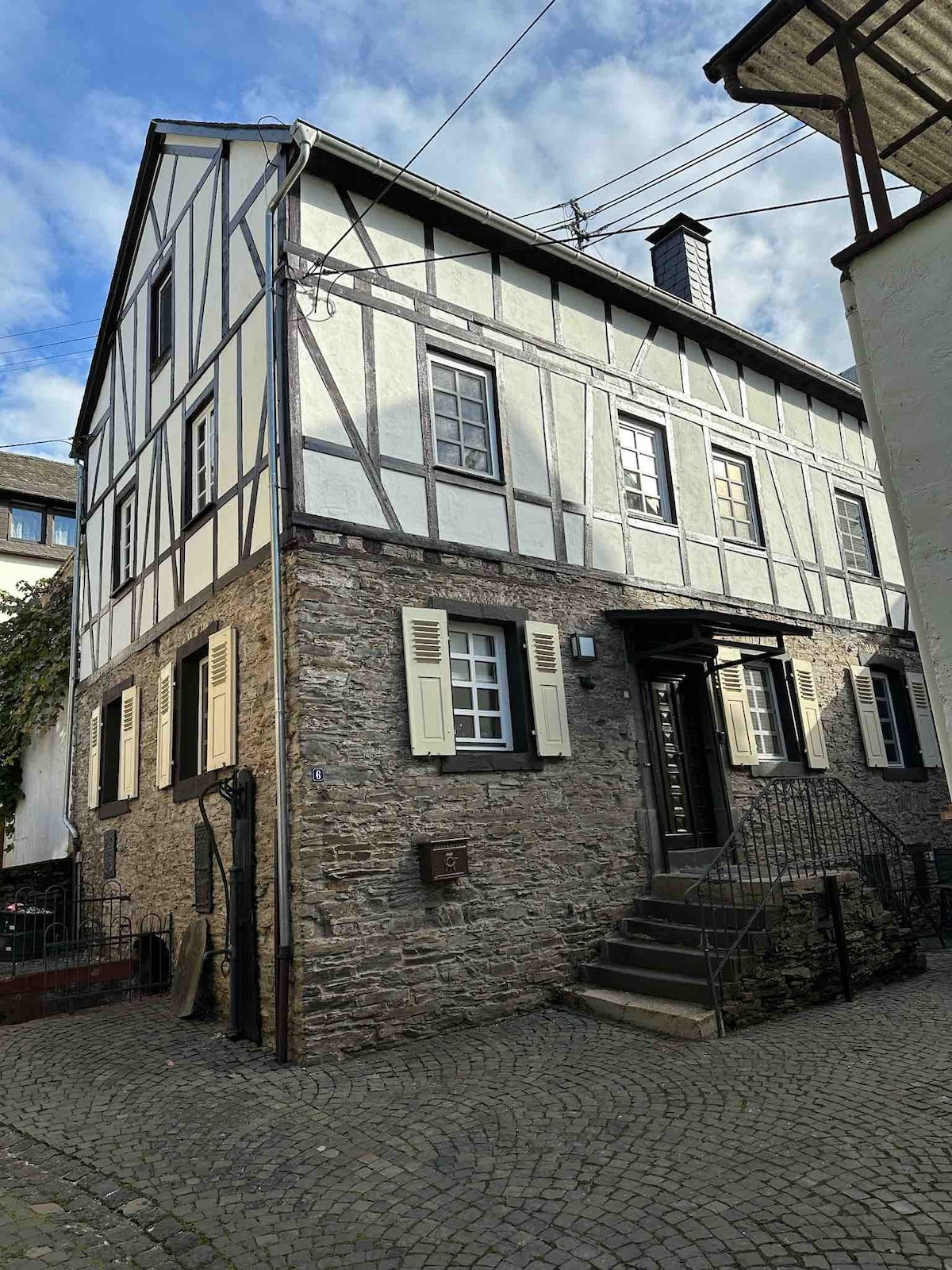 Haus Moselflair - Kernsaniert mit altem Charme