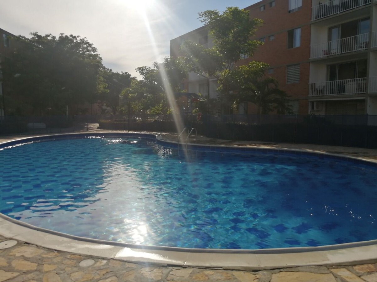 Hermoso Apartamento con cuatro piscinas, 2 parques, cancha y mucho más en Tocaima