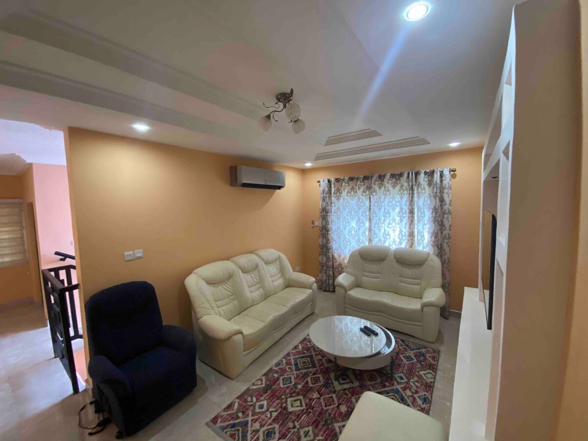 Fully Furnished 4-bedroom House