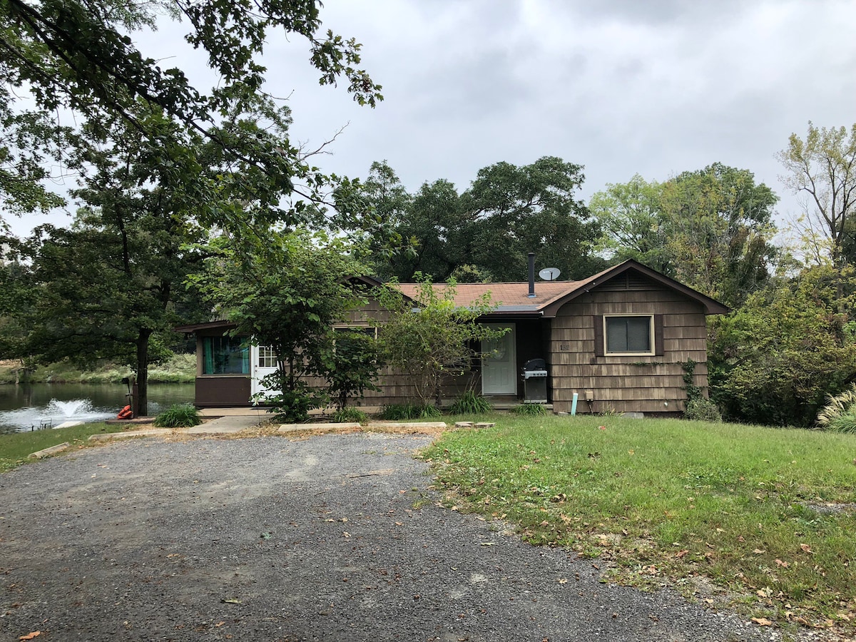 3 Bedroom Home - Lake Views on 3 Sides