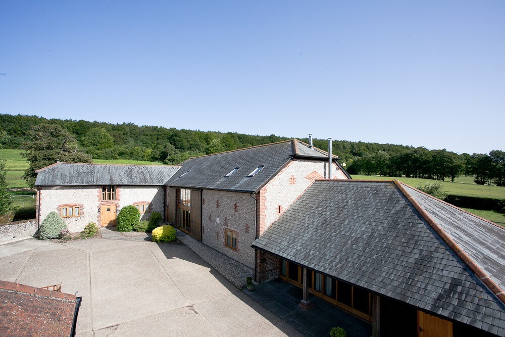 The Stables, Pitlands Barns