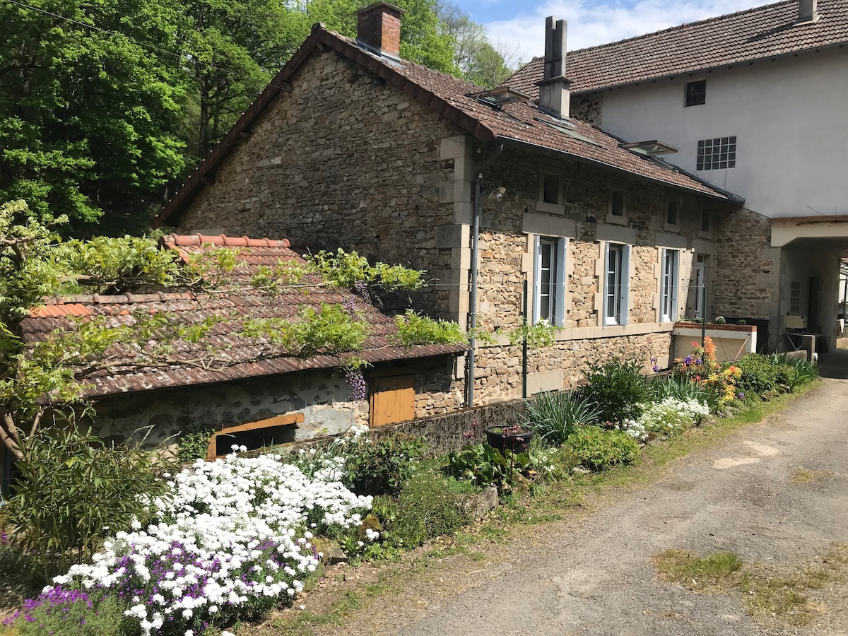 Au Moulin Mazaud