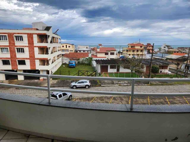 Balneário Arroio do Silva的民宿