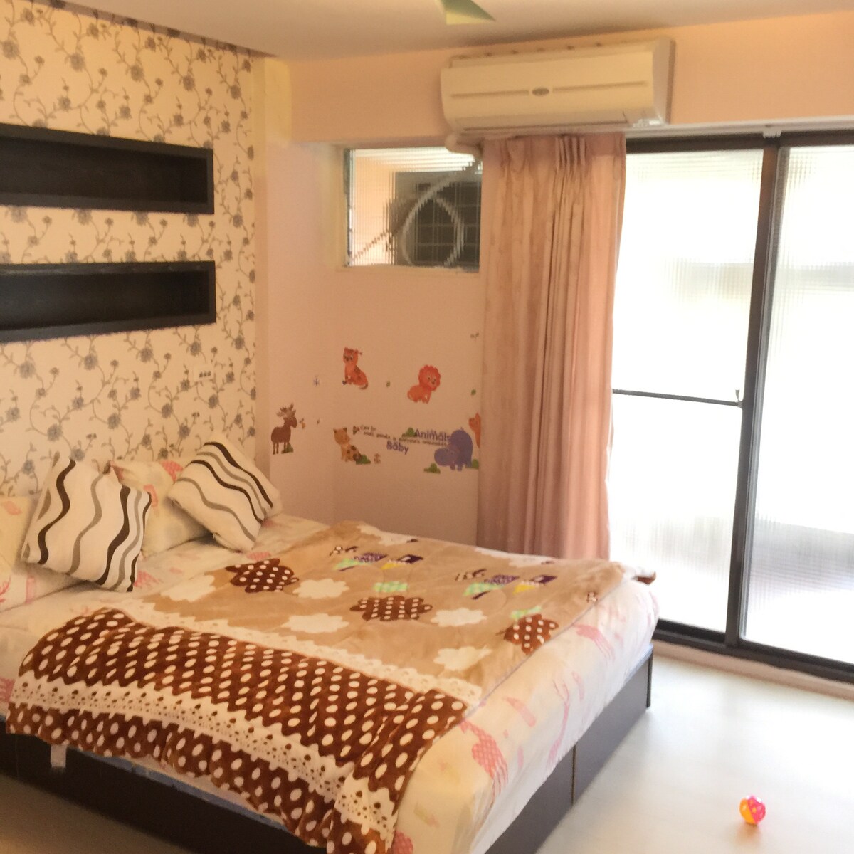 親子3人房Cozy apartment for 3 kitchen,laundry& balcony