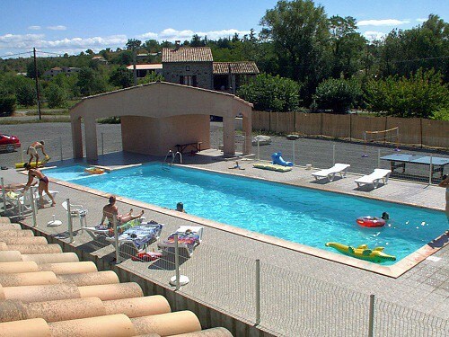 Gite 6 Pers. Ardèche Sud avec Piscine et Tennis