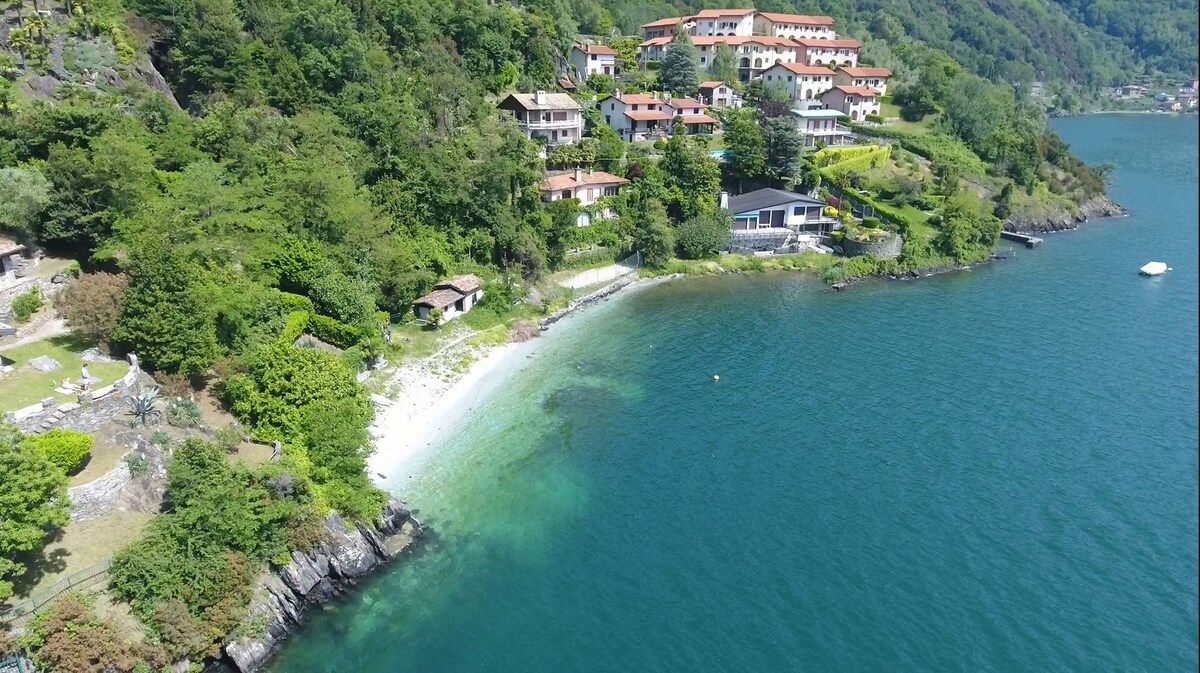 科莫湖（ Lake Como ）带花园和海滩的度假屋！