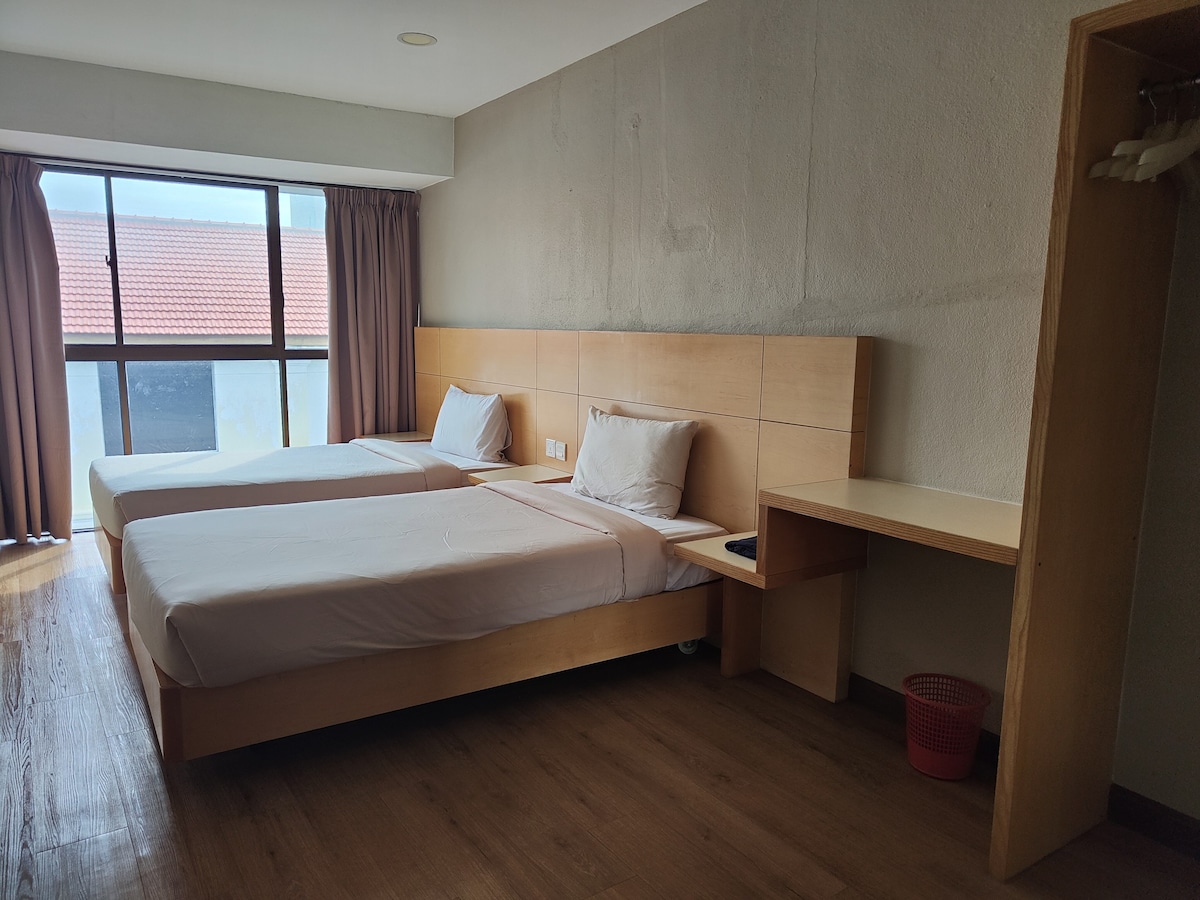 TwinBed @ Pg Road * EzAccess L1 R2