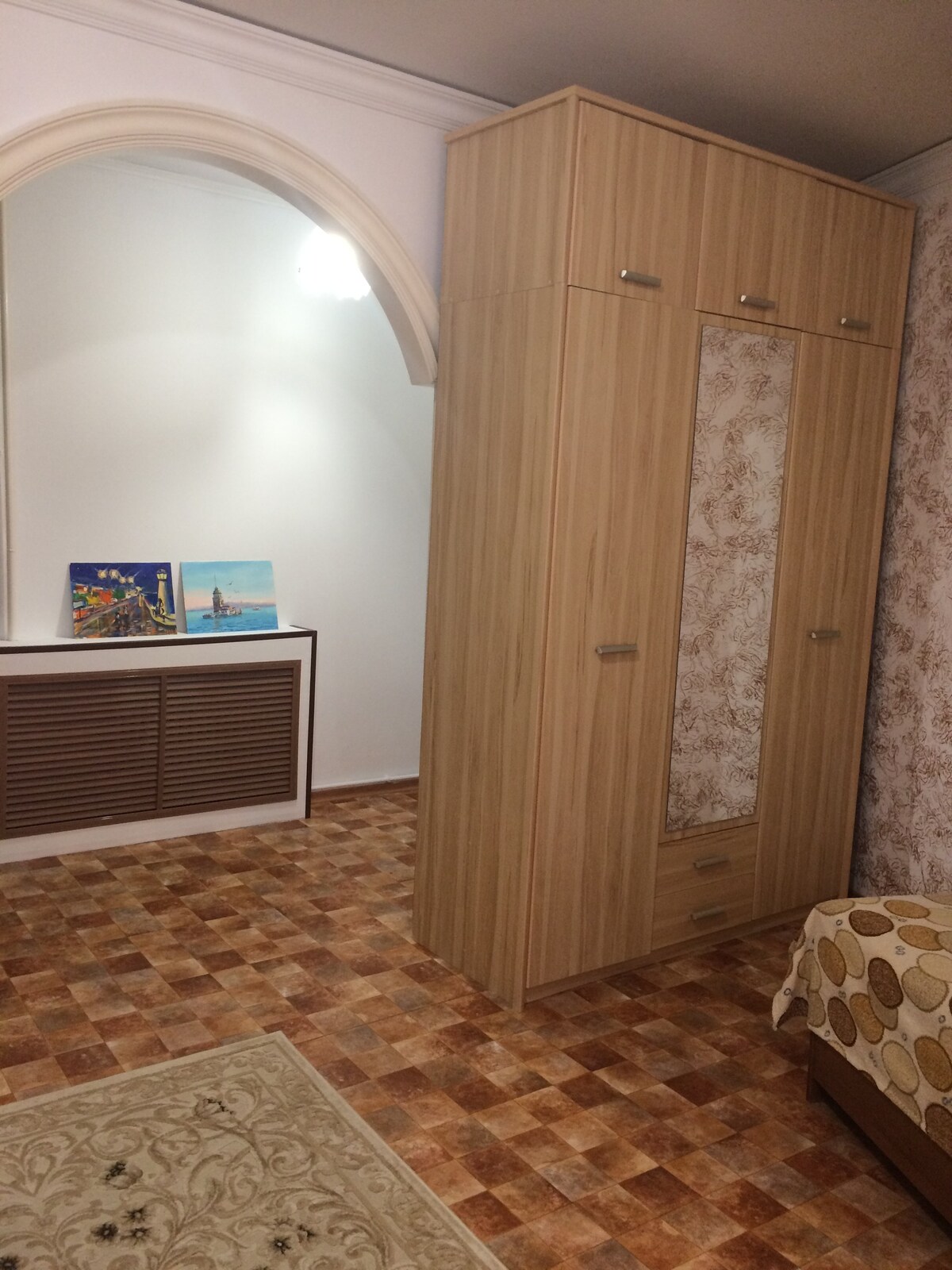 Квартира в доме на набережной Каспийского моря.