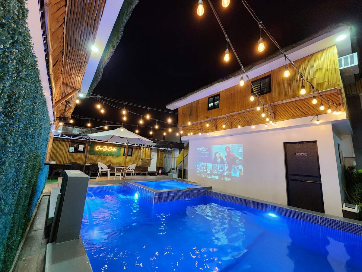 Magalang Pamp的私人泳池