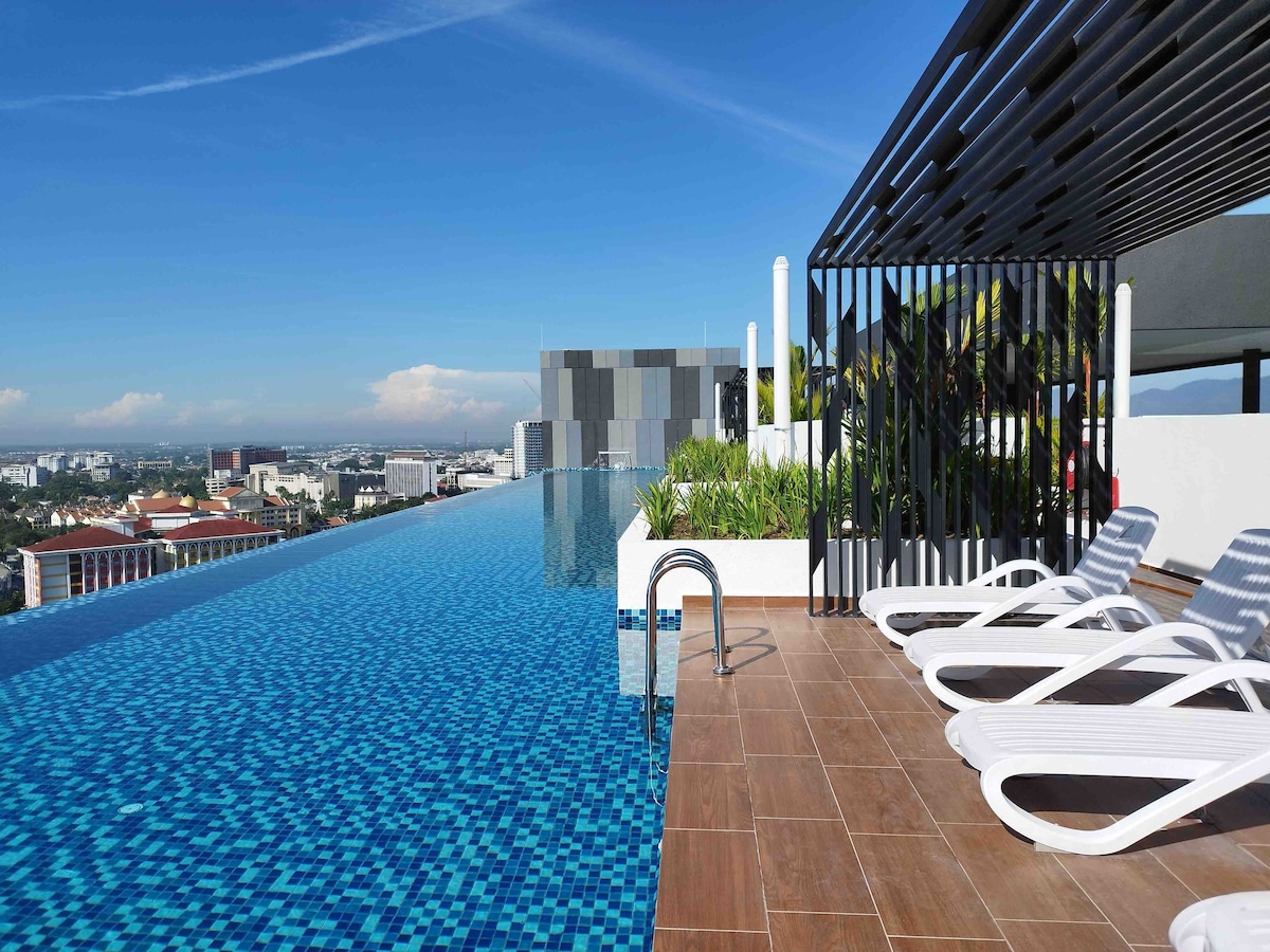 Ipoh Skypool 3BR 6-7Pax by IWH