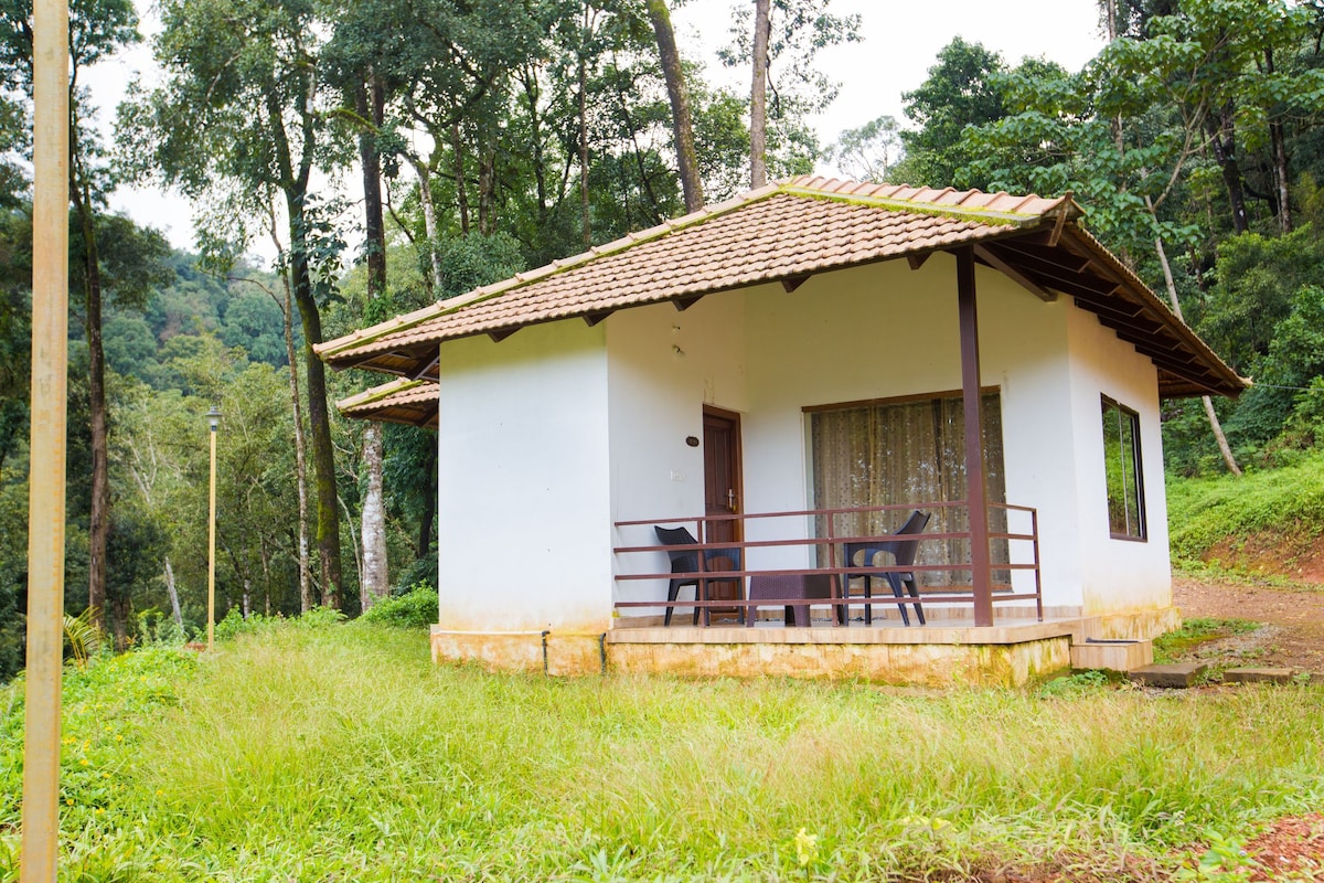 Bettathur, Coorg COTTAGE NO 4 @  The Nest....