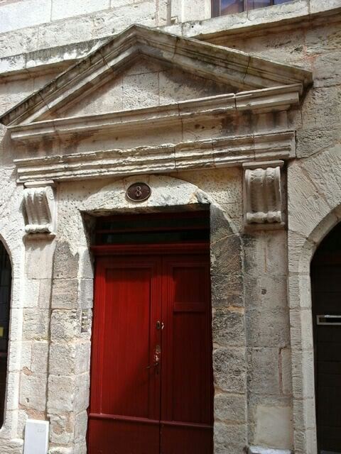 Logis du puy St Front ，市中心* ， Périgueux。